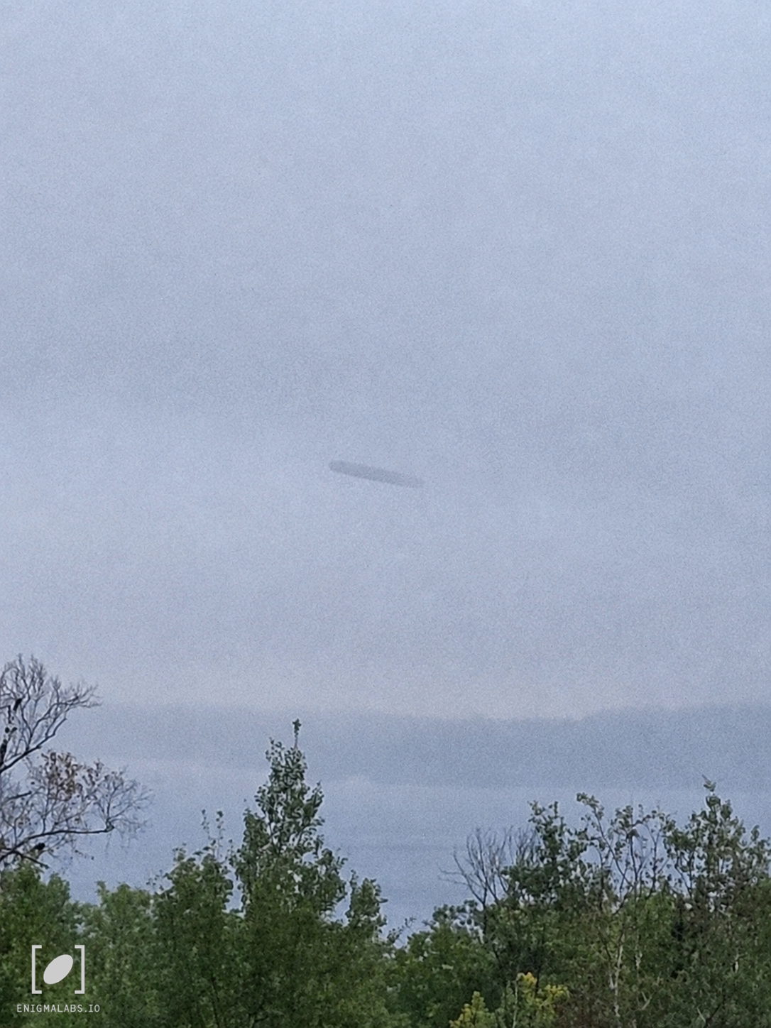 Cigar-shaped object gliding slowly